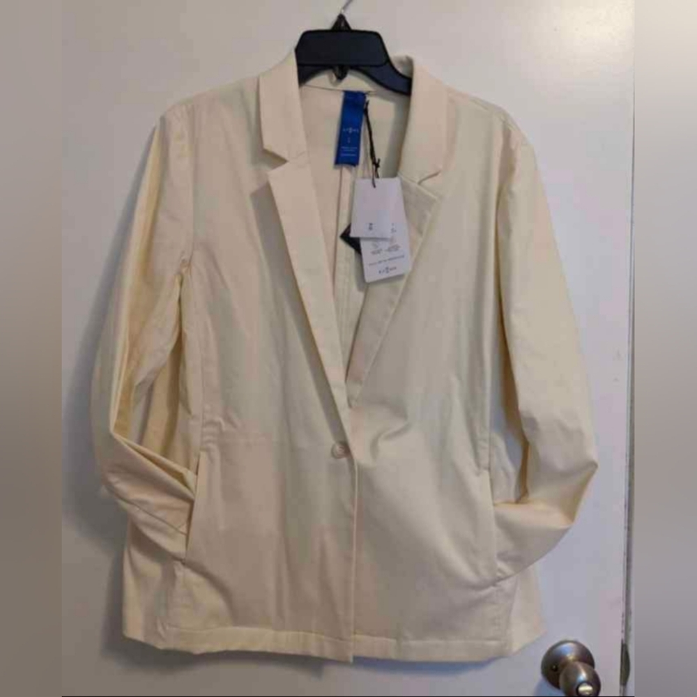 NWT Kit & Ace Ride Blazer - Large (cream)